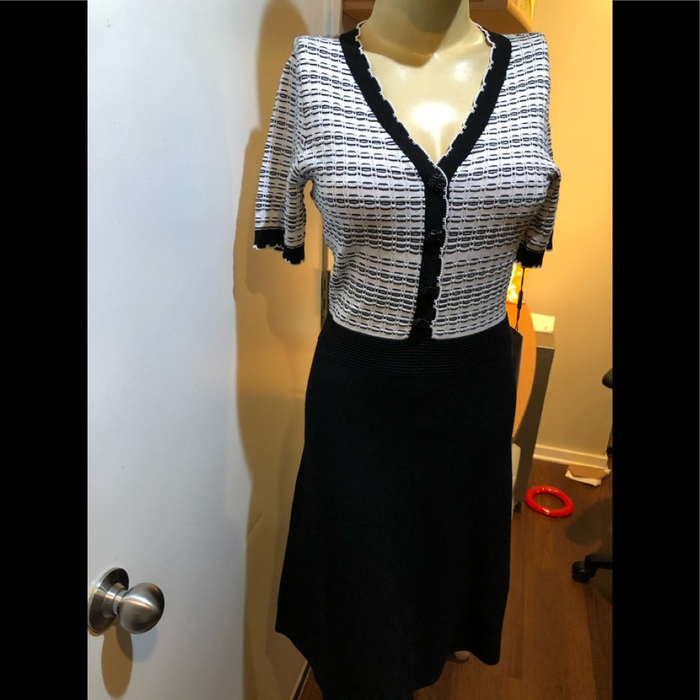 Karl Lagerfeld R$128 Dress NWT - Picture 2 of 11